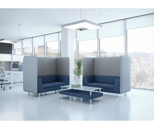 2-istuttava sohva akustisilla seinillä Notre Dame Lounge 102 (W-CU)