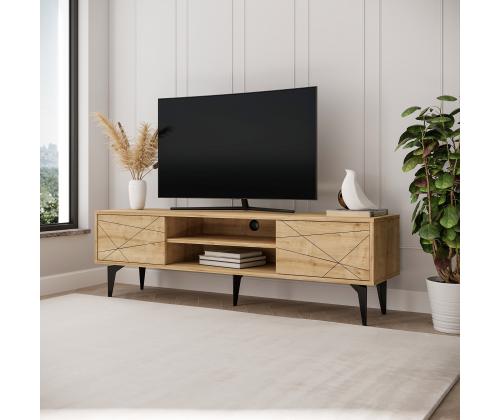 TV ylistää Brendonia - Sapphire Oak