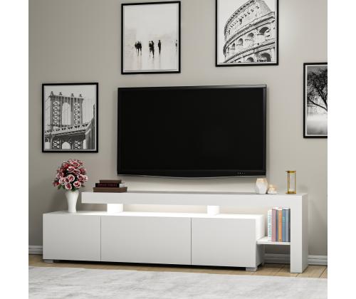 TV ylistää Beliziä - Valkoinen