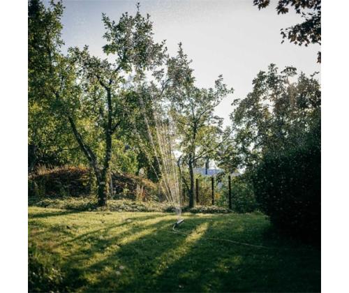 Fiskars X-sarja 1070832 Oskilloiva sadetin S-M