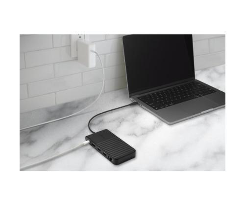 Kensington UH1500P EQ telakointiasema, USB-C 5Gbps kolminkertainen video, musta