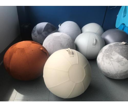 Ergonominen istuva Balance Ball - näyte
