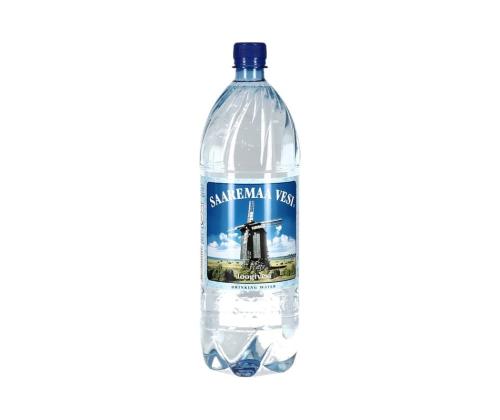 SAAREMAAN juomavesi 1,5L hiilihapottomassa muovipullossa