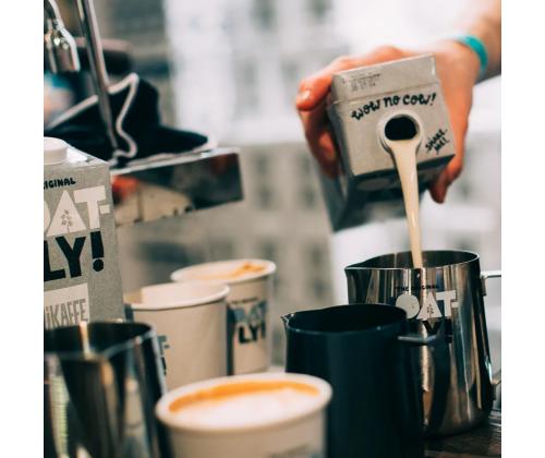 Kauramaito, vaahtoava kaurajuoma UHT OATLY Barista Edition 1L