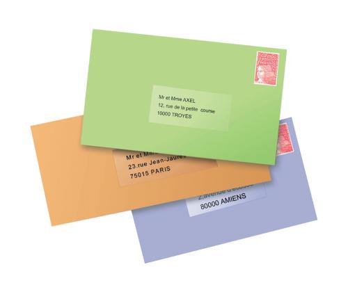 Tarratarra läpinäkyvästä polyesterikalvosta 99,1x38,1 mm AVERY L7563-25 arkkia pakkauksessa