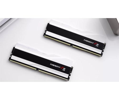 MUISTIDIMM 32 Gt DDR5-6400 K2/6400J3239G16GX2-TZ5RW G.SKILL