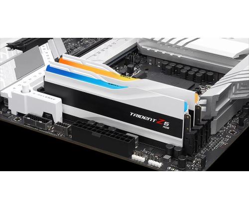 MUISTIDIMM 32 Gt DDR5-6400 K2/6400J3239G16GX2-TZ5RW G.SKILL