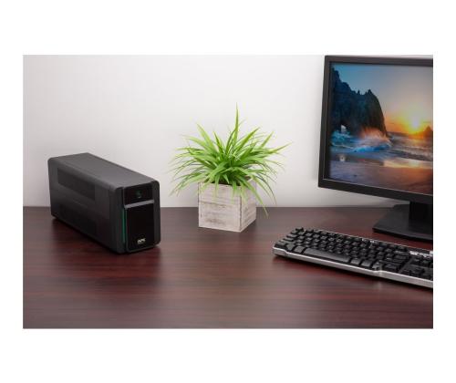 APC Easy UPS BVX 900VA 230 V IEC