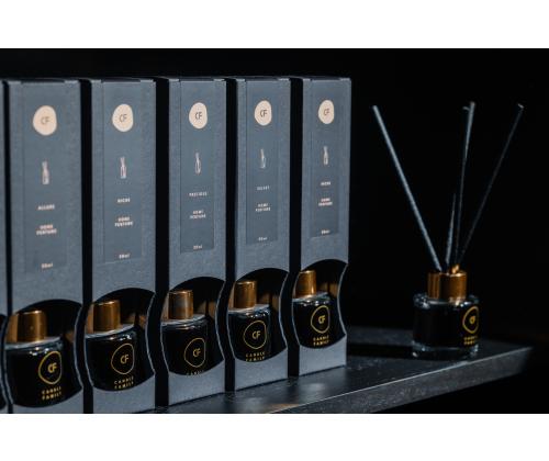 Kodinraikastaja CF Niche 50ml (Punainen rypäle / Omena / Ambra)