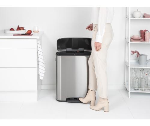 Roskakori 60L polkimella BRABANTIA Bo ruostumatonta