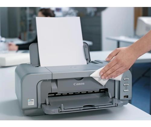 Puhdistuspyyhe muovipinnat DURABLE 100kpl/pkt