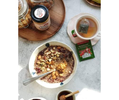 Tee Ahmad vadelma-granaattiomena