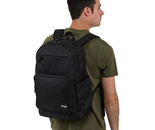 Reppu CASE LOGIC Query, 15,6", 29 L, musta