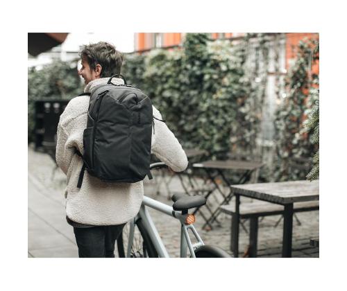 THULE Aion, 28L, musta - Kannettavan tietokoneen reppu