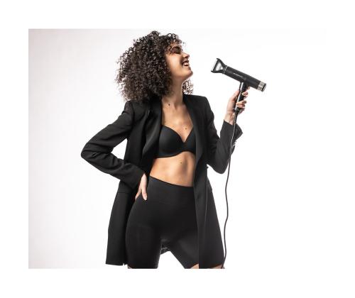 GA.MA iQ2 Perfetto, 1600 W, musta - Hiustenkuivaaja