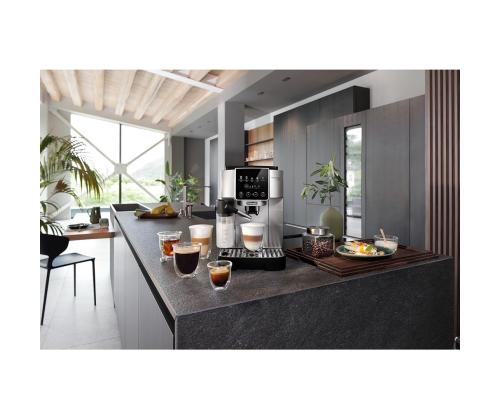 DeLonghi Magnifica Start, hopea - Espressokeitin