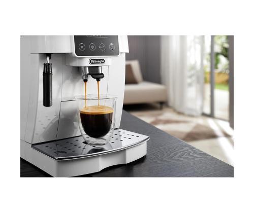 DeLonghi Magnifica Start, valkoinen - Espressokeitin