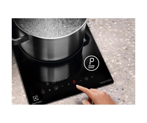 Electrolux, leveys 29 cm, kehyksetön, musta - Integroitu induktioliesi