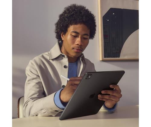 Apple iPad Pro 13", M5 (2025), 256 GB, WiFi + Cellular, kiiltävä, musta - Tablet-tietokoneet