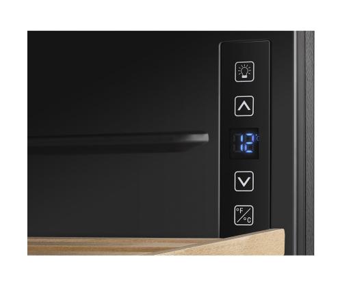 Hisense, kapasiteetti: 30 pulloa, musta - Viinijääkaappi