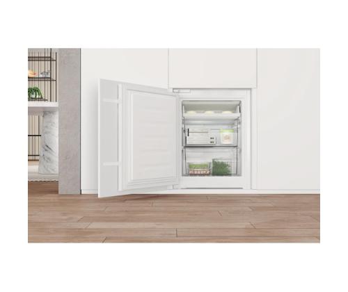 Integroitu jääkaappi WHIRLPOOL (194 cm)
