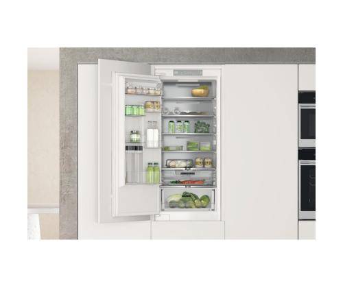 Integroitu jääkaappi WHIRLPOOL (194 cm)