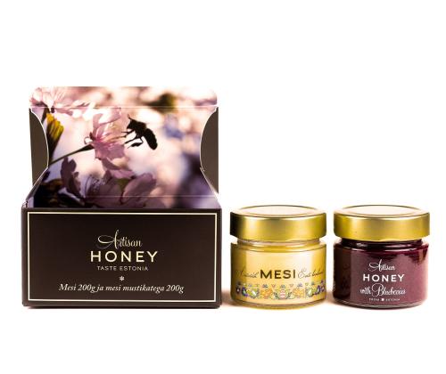 Artisan Honey Blossom -hunajaa 200 g + mustikkahunajaa 200 g pahvisessa lahjarasiassa