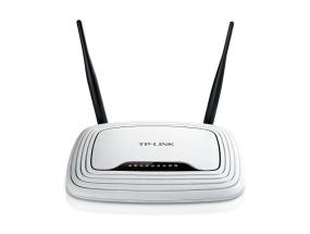 Langaton reititin TP-LINK Wireless Router 300 Mbps IEEE 802.11b IEEE 802.11g IEEE 802.11n 1 WAN...