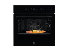 Electrolux SteamBoost 800, 70 L, musta - Integroitu höyryuuni