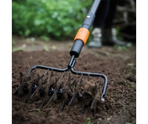 Fiskars QuikFit Spiker 1000689 Ilmastin (ilman akselia)