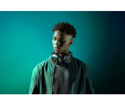 Razer Barracuda X Chroma langattomat pelikuulokkeet, Bluetooth, musta