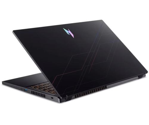 Acer Nitro V15 15.6'' FHD Core 5 210H 16GB 512GB RTX 4050 6GB W11H (hieman vaurioitunut laatikko) (SPEC)