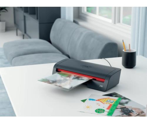 GBC 240 kotitoimiston laminointilaite A4, 400 mm/min, musta/punainen