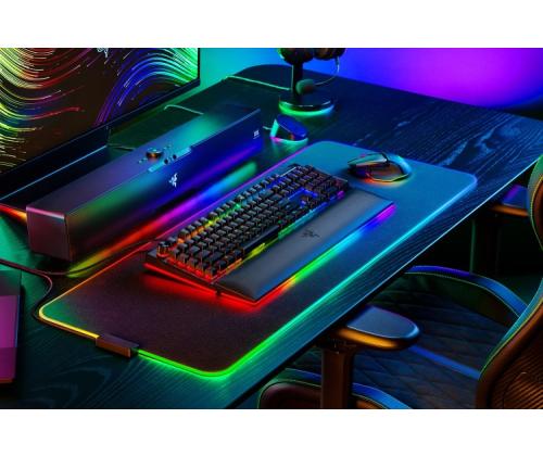 Razer BlackWidow V4 Pro langallinen pelinäppäimistö RGB, keltainen lineaarinen kytkin, US, musta