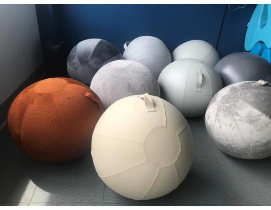 Ergonominen istuva Balance Ball - näyte