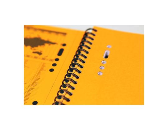 Kansi kierresidoksessa A5+ vuorattu OXFORD International Activebook muovikannet 80 sivua