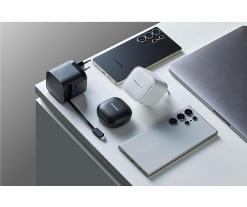 VIRTASOVITIN 1XUSB-A/1XUSB-C/MUSTA 7806522 INTENSO