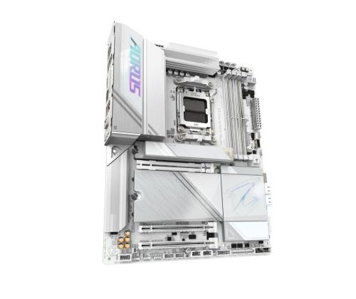 Emolevy GIGABYTE AMD X870E SAM5 ATX Muisti DDR5 Muistipaikat 4 X870EAORUSPROICE1.1