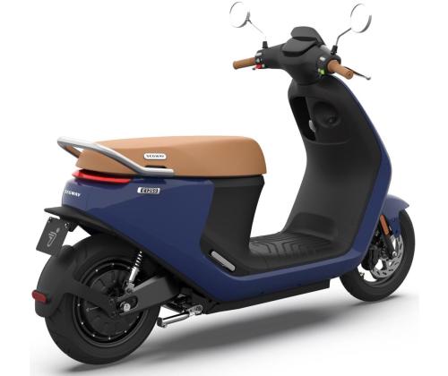 ESCOOTER ISTUTTAVA E125S SININEN/AA.50.0009.68 SEGWAY NINEBOT