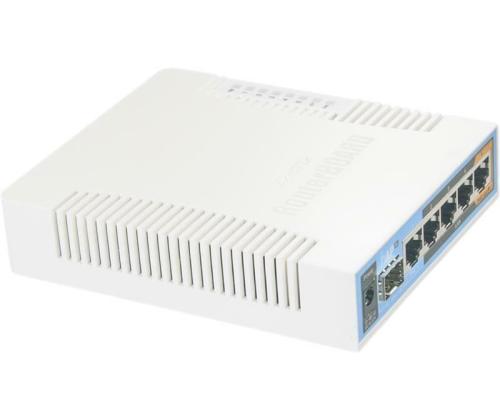 Langaton reititin MIKROTIK Langaton reititin IEEE 802.11a IEEE 802.11b IEEE 802.11g IEEE 802.11n IEEE...