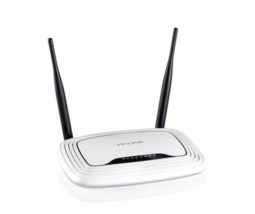 Langaton reititin TP-LINK Wireless Router 300 Mbps IEEE 802.11b IEEE 802.11g IEEE 802.11n 1 WAN...