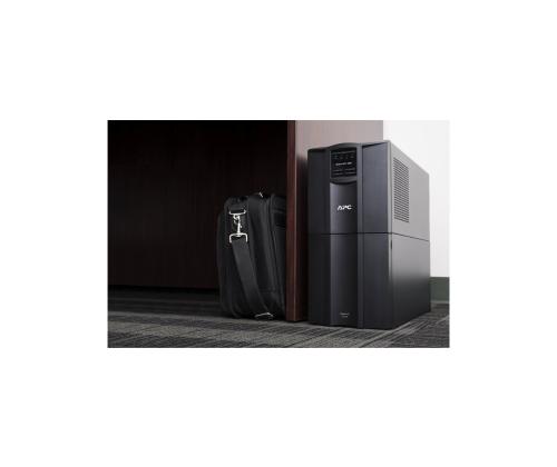 APC SmartConnect UPS SMT 2200 VA torniyksikkö