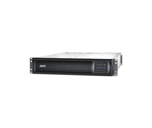 APC SmartConnect UPS SMT 3000 VA telineeseen asennettuna