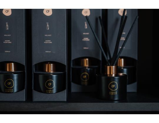 Kodinraikastaja CF Niche 50ml (Punainen rypäle / Omena / Ambra)