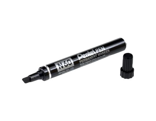 Kestomerkki leikatulla kärjellä PENTEL N60 3.9-5.7mm metallirunko musta