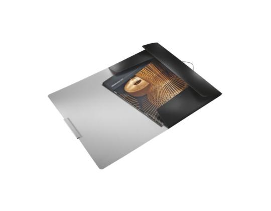 Plastmapp A4 kummiga LEITZ Style must