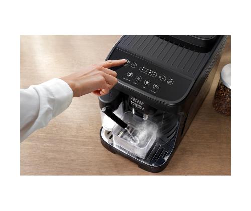 DeLonghi Magnifica EVO, musta - Espressokeitin