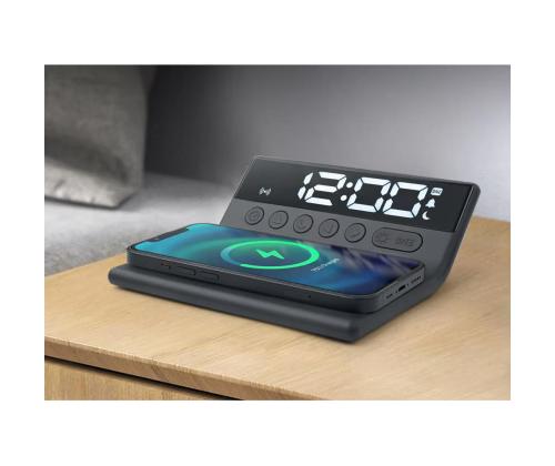 Muse M-168 WI, musta - Langaton laturi, jossa on herätyskello