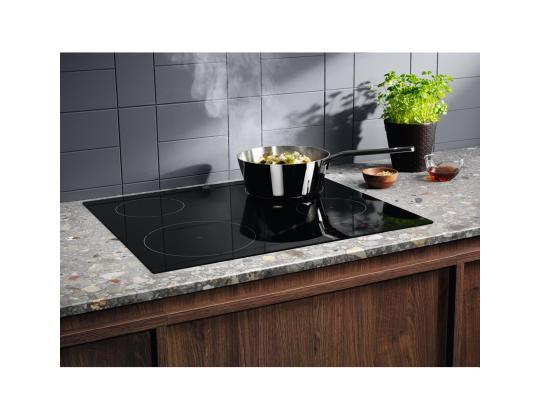 Electrolux 300 Basic, leveys 52 cm, kehyksetön, musta - Integroitu induktioliesi