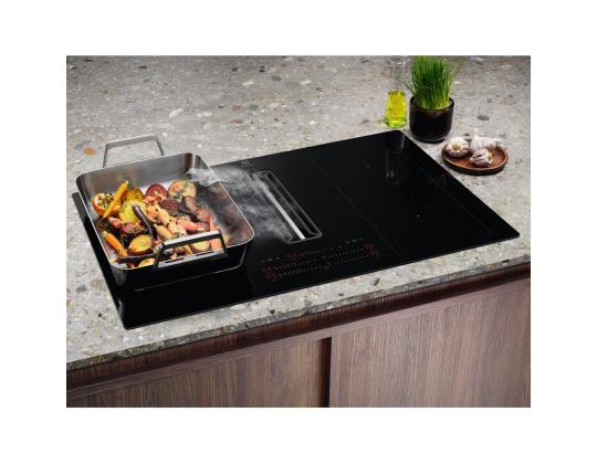 Electrolux, leveys 83 cm, kehyksetön, musta - Integroitu induktioliesi liesituulettimella